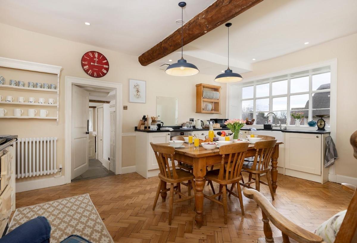 Beautiful Cotswold Farmhouse With Hot Tub Manchester Kültér fotó